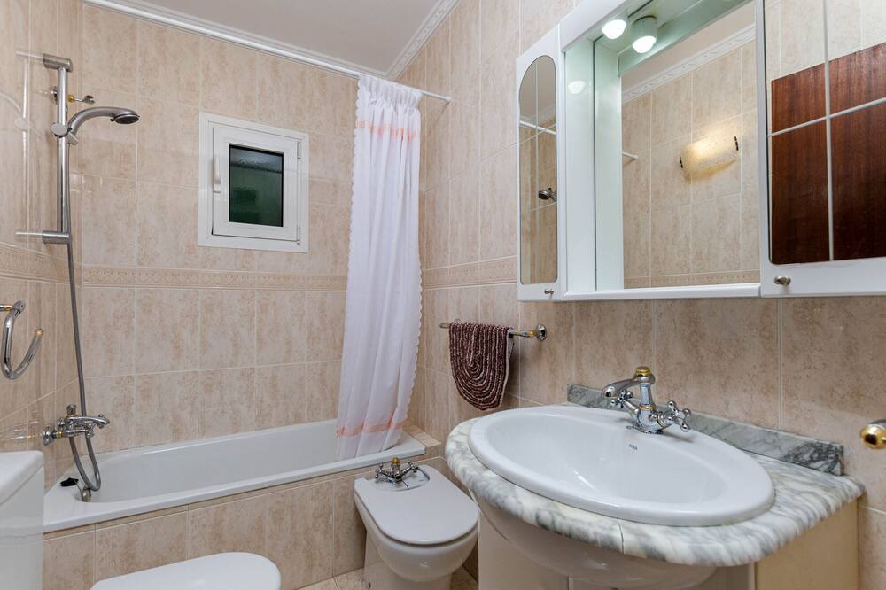 Photo of Bathroom in Lluc