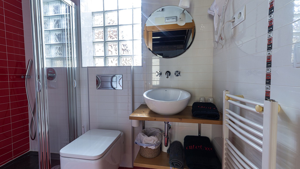 Photo of Bathroom in Laguardia Old Town