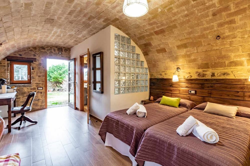 Photo of Bedroom in Cantallops