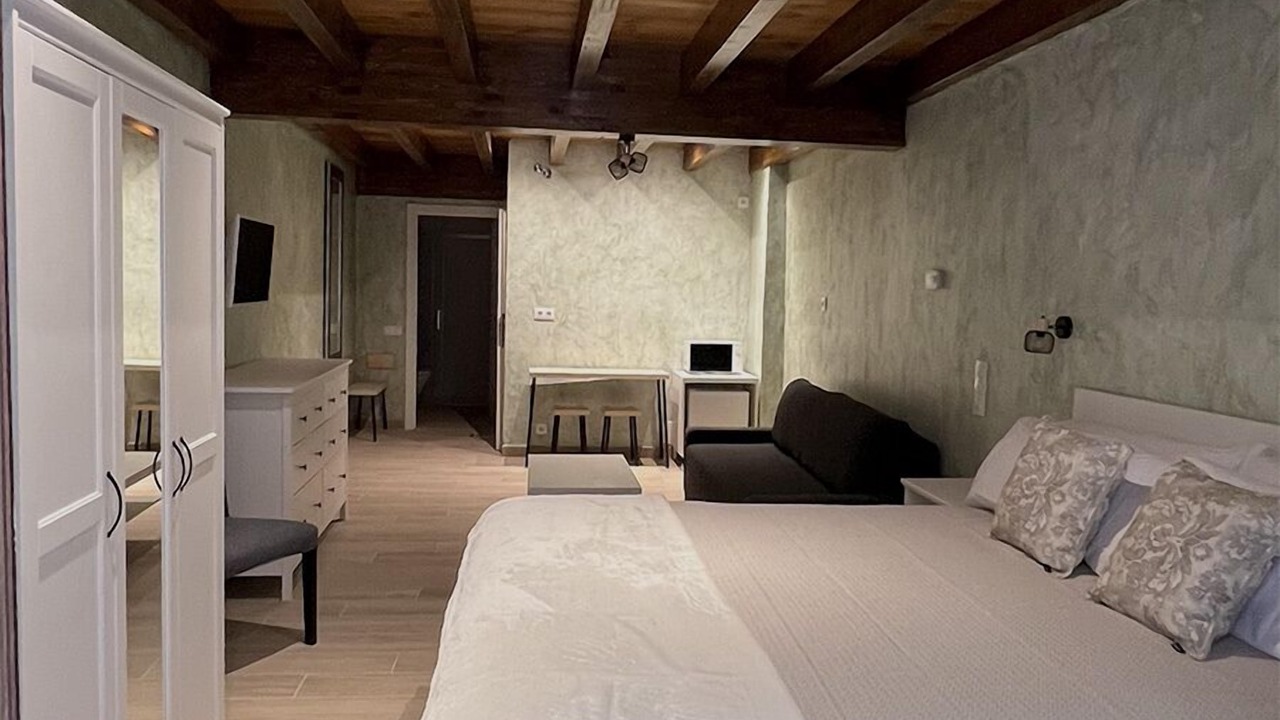 Photo of Bedroom in Laguardia Old Town