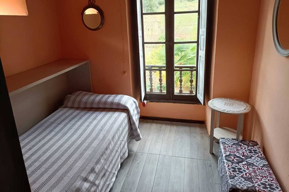 Photo of Bedroom in Frama