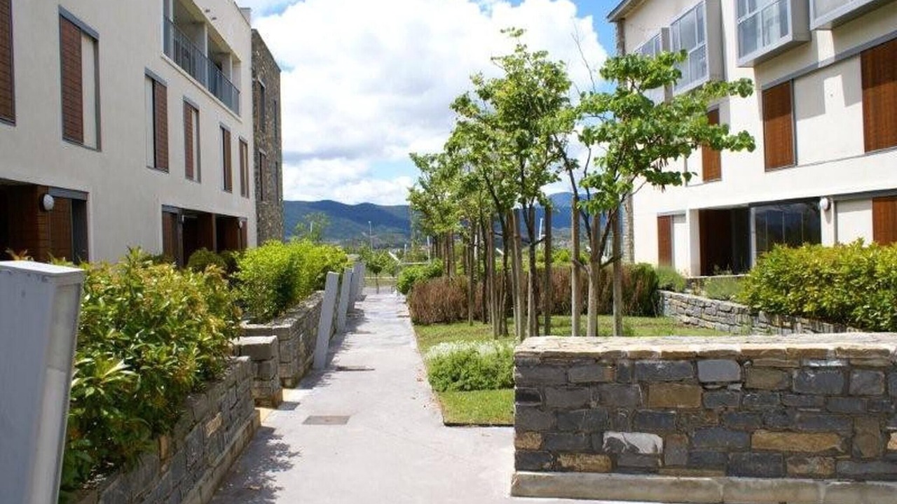 Photo of Outdoor in Latas
