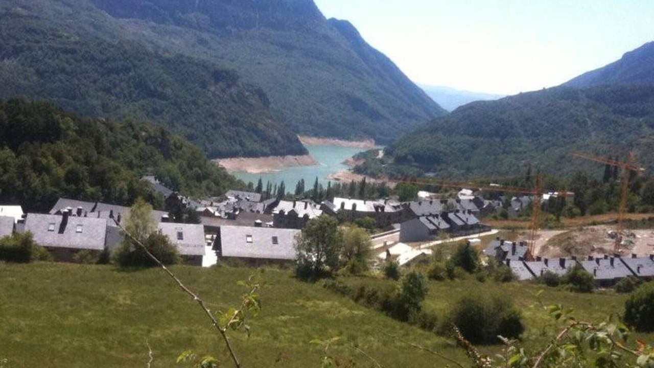 Photo of Outdoor in Latas