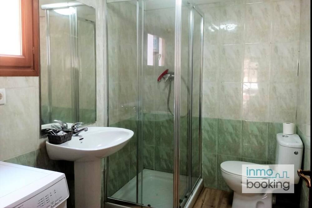 Photo of Bathroom in Reus