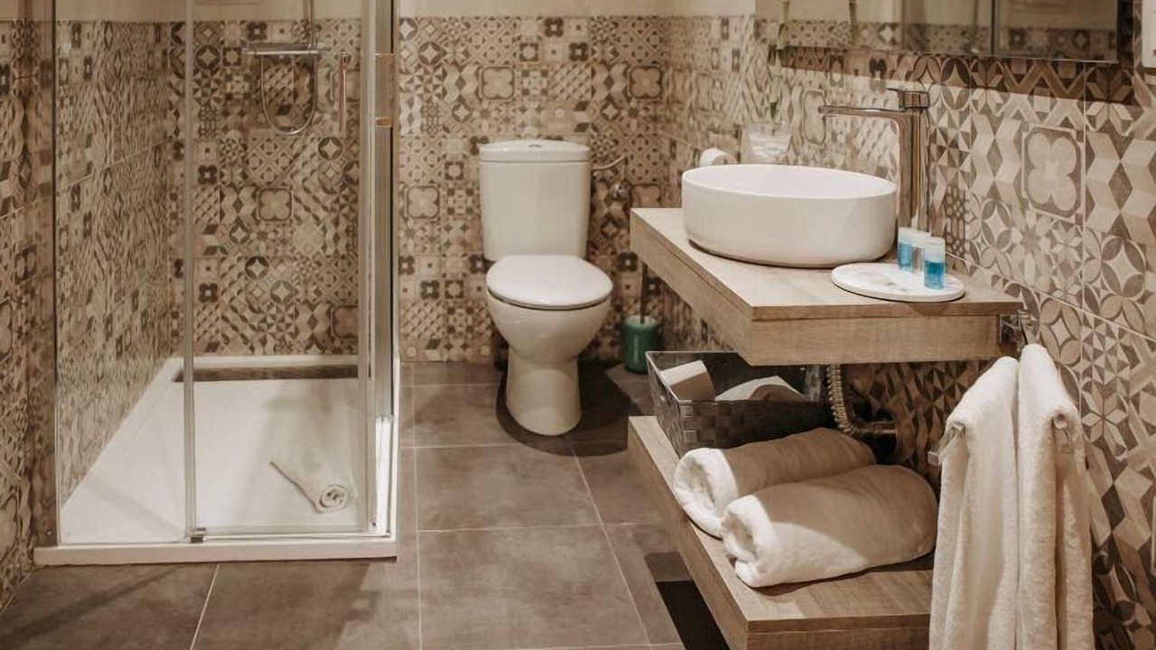 Photo of Bathroom in Valdepenas