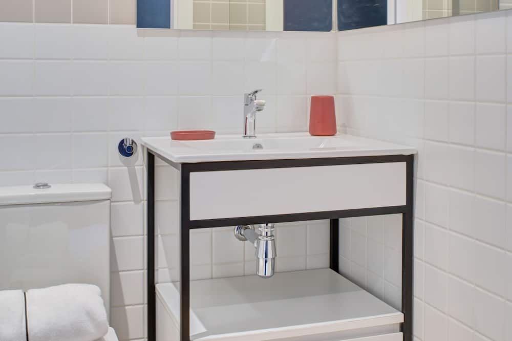 Photo of Bathroom in Milagrosa