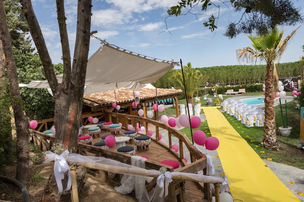 Photo of Outdoor in Duenas