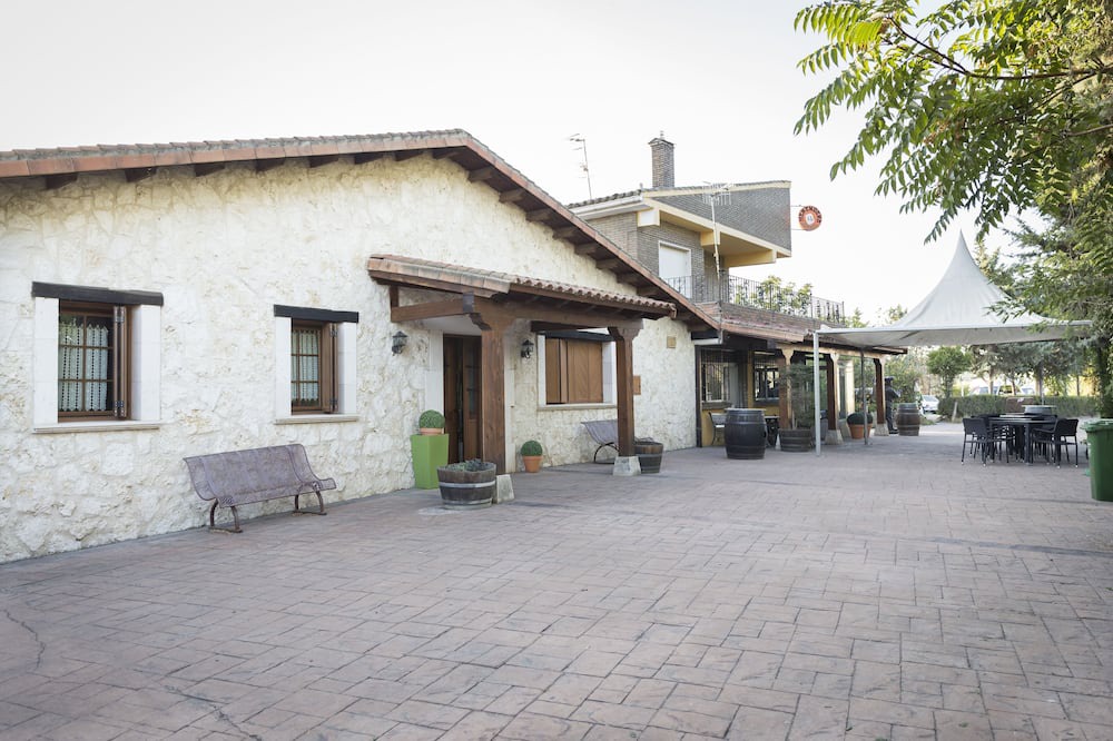 Photo of Outdoor in Duenas