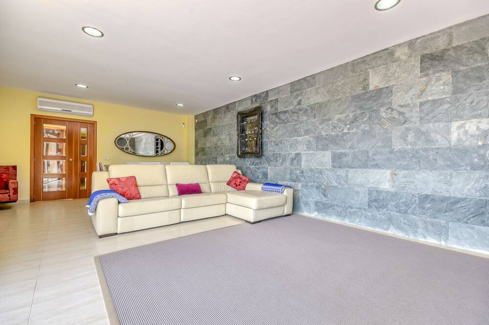 Photo of Livingroom in Palau-Saverdera