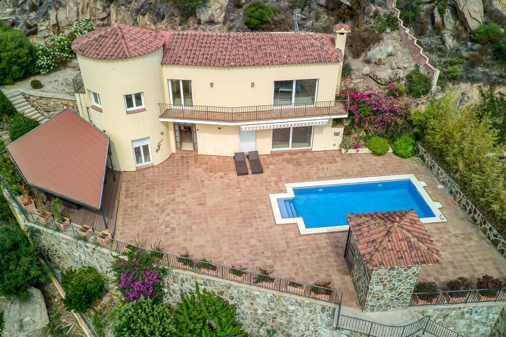 Photo of Outdoor in Palau-Saverdera
