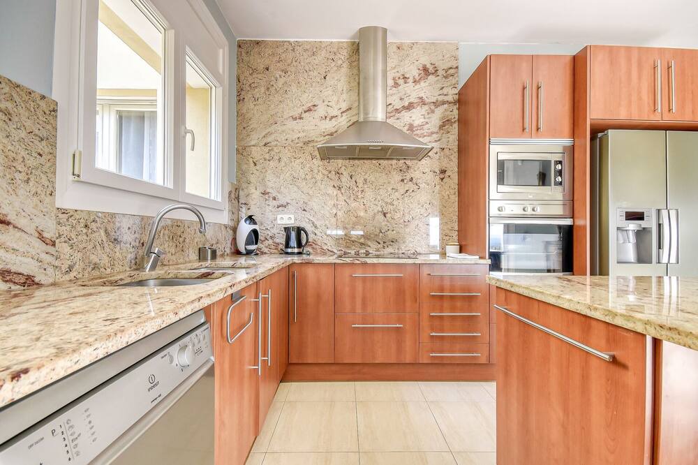 Photo of Kitchen in Palau-Saverdera
