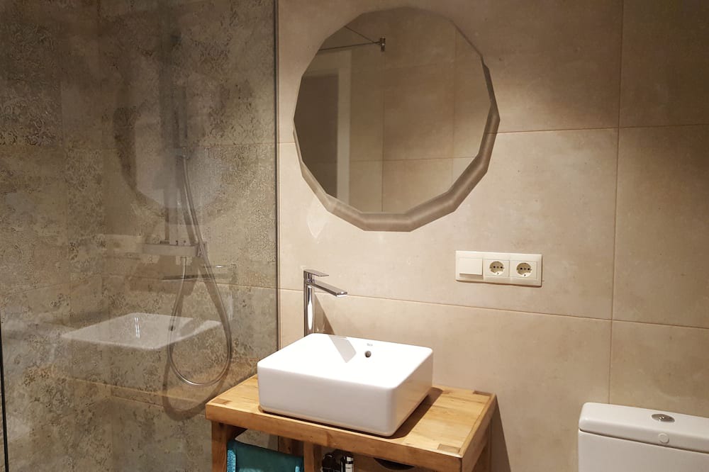 Photo of Bathroom in Masarac