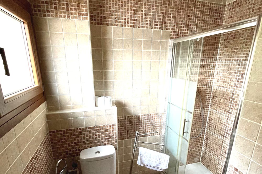 Photo of Bathroom in Armallones