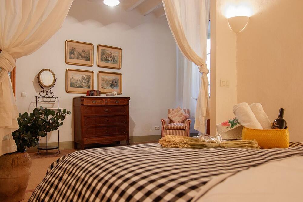 Photo of Bedroom in Bascara