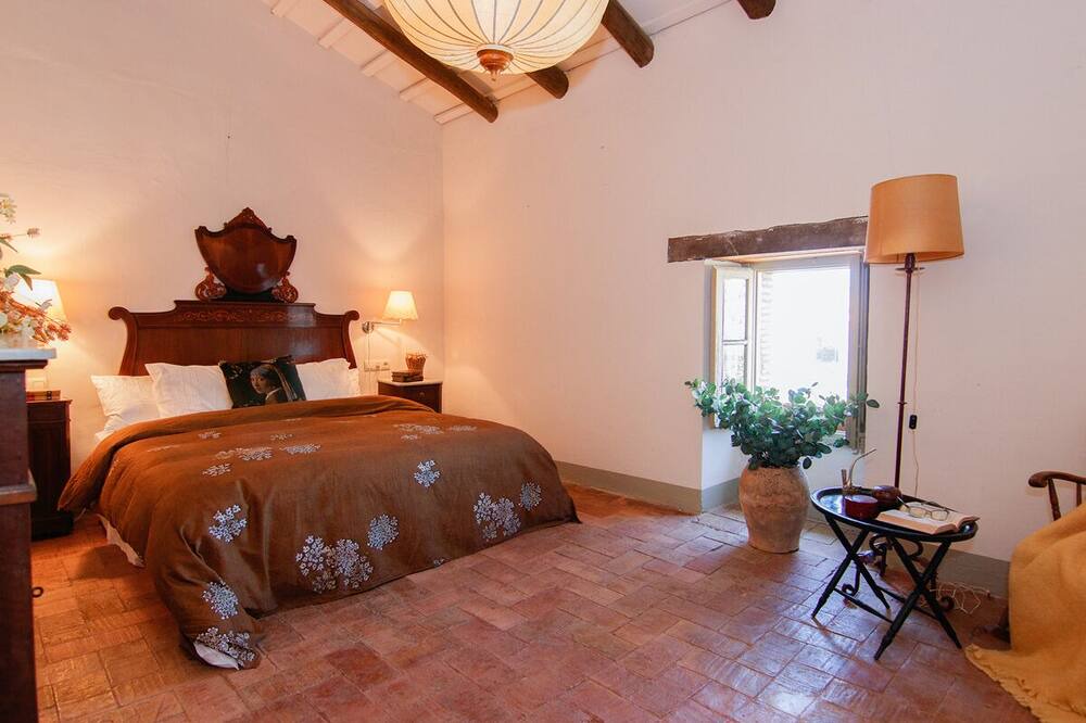 Photo of Bedroom in Bascara