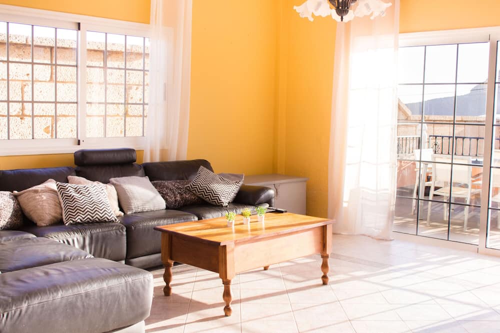 Photo of Livingroom in Buzanada