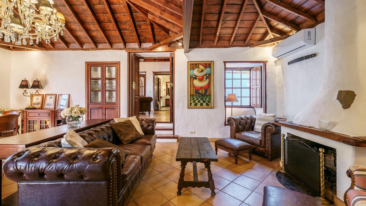 Photo of Livingroom in El Paso