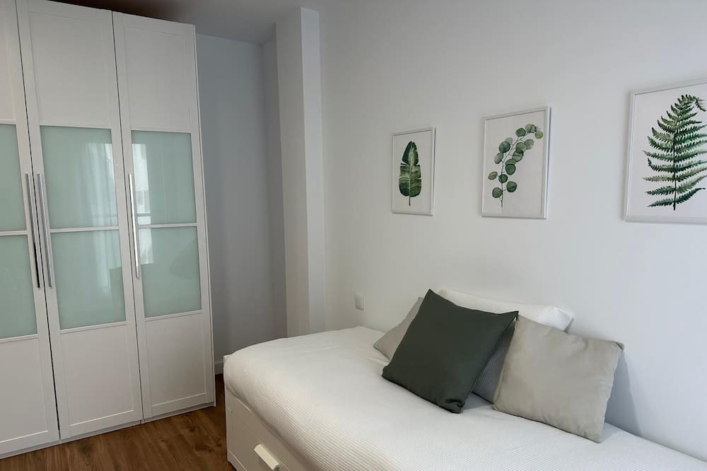 Photo of Bedroom in Albelda de Iregua