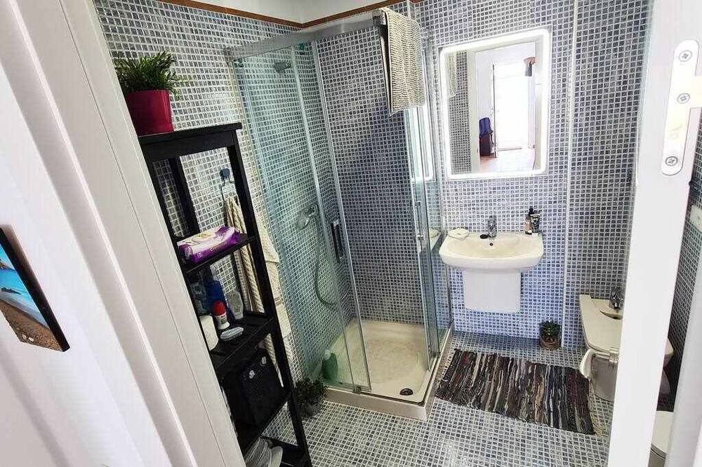 Photo of Bathroom in Los Albaricoques