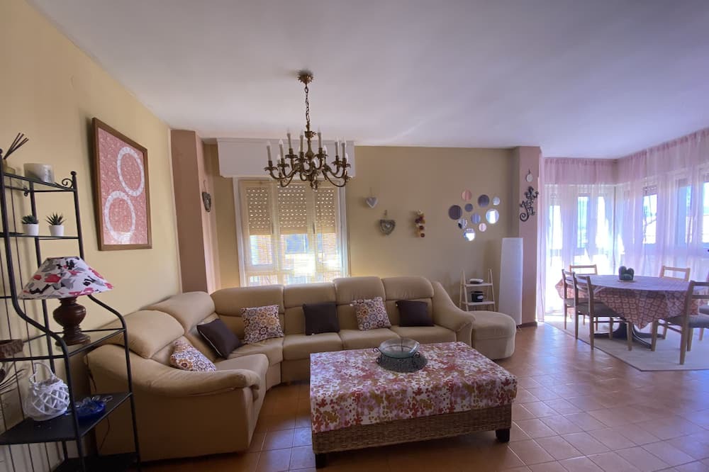 Photo of Livingroom in Nalda