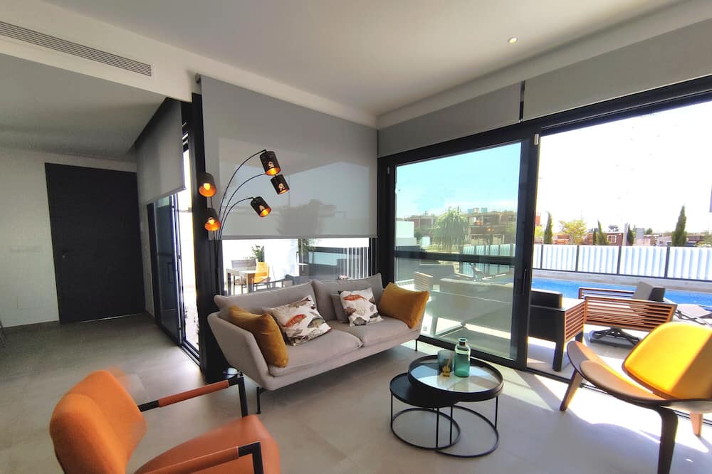 Photo of Livingroom in Dolores