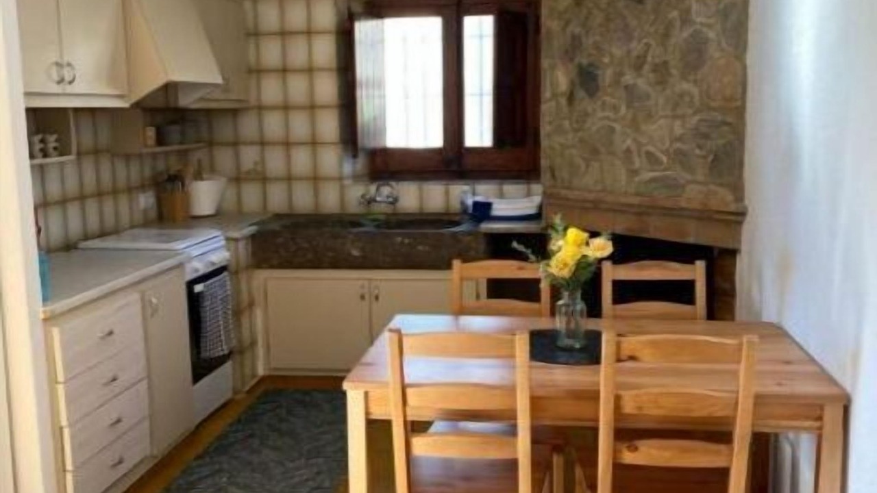 Photo of Kitchen in Quart