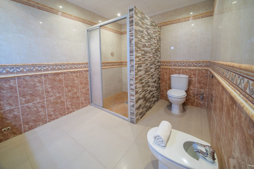 Photo of Bathroom in Palafolls