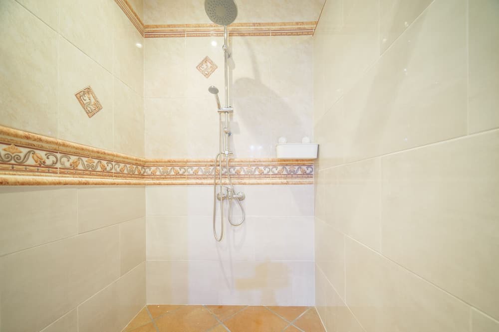 Photo of Bathroom in Palafolls