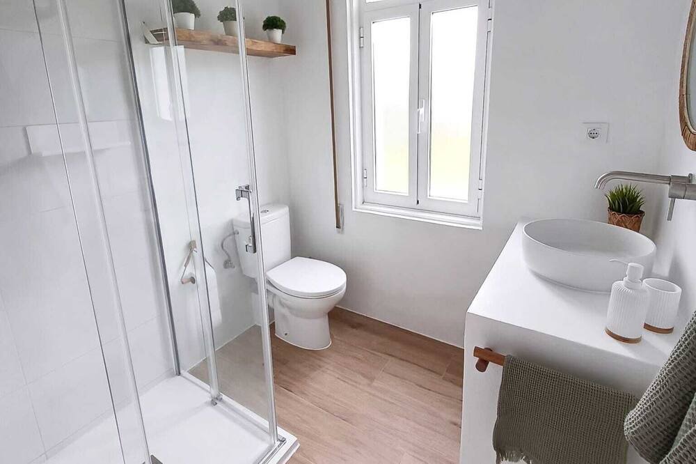 Photo of Bathroom in Meiras