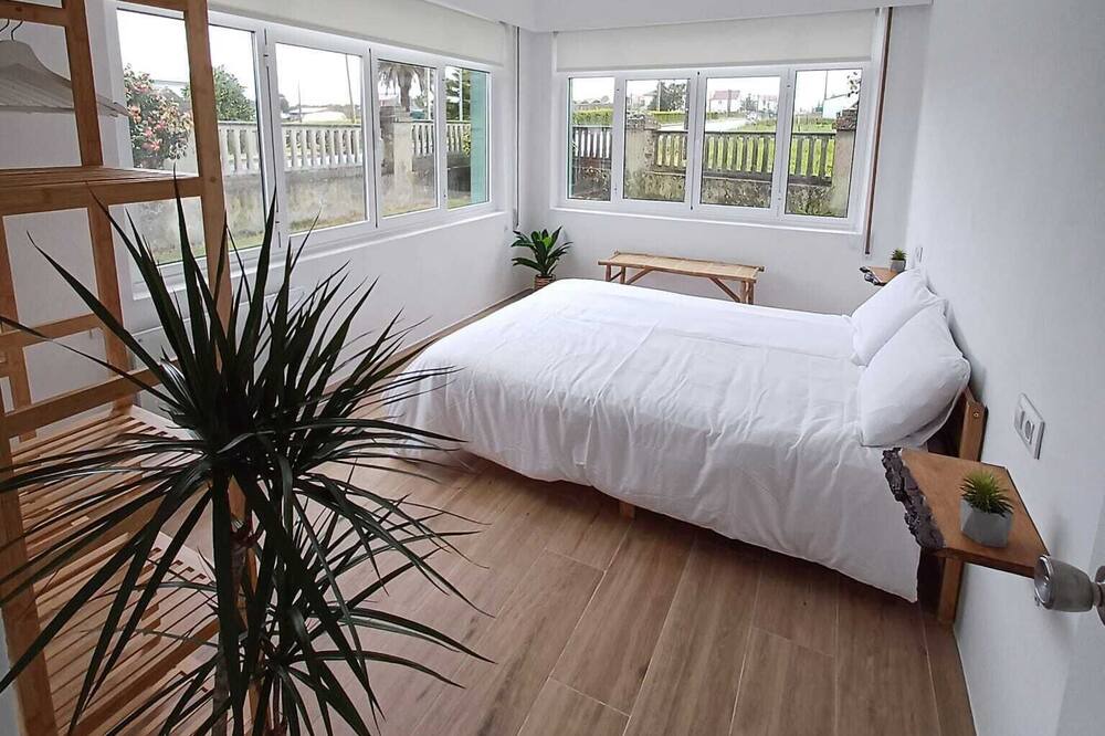 Photo of Bedroom in Meiras