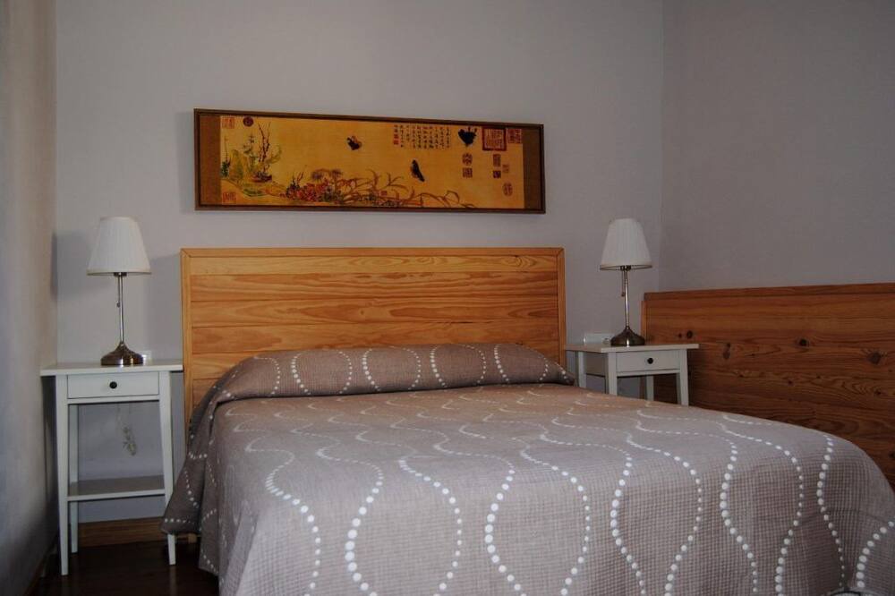 Photo of Bedroom in Metauten