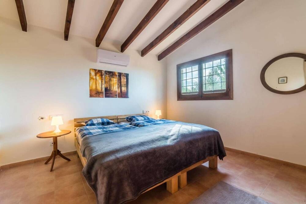 Photo of Bedroom in Galilea