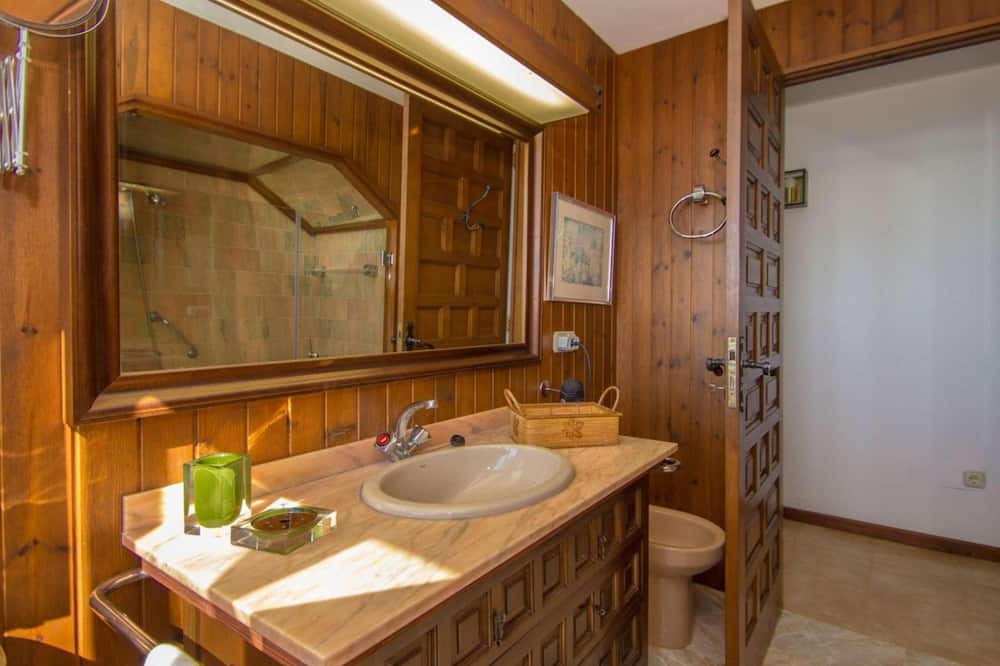 Photo of Bathroom in Valldemossa