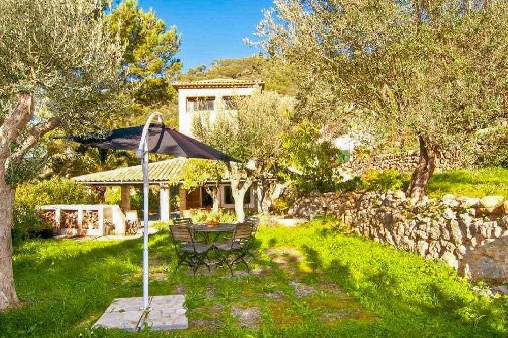 Photo of Outdoor in Estellencs