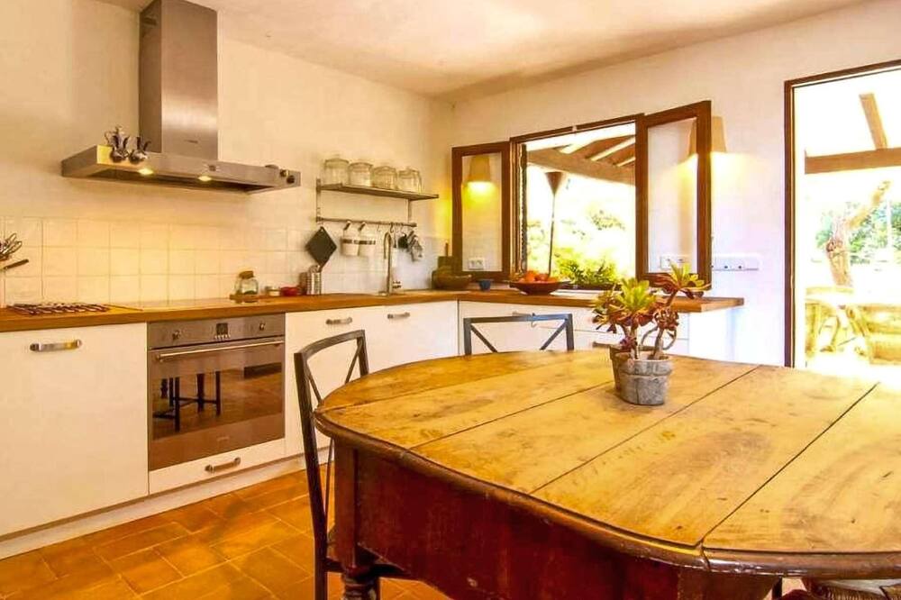 Photo of Kitchen in Estellencs