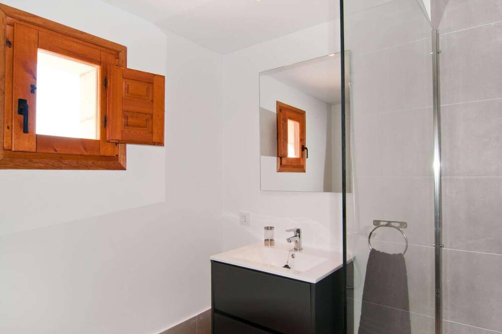 Photo of Bathroom in Algaida