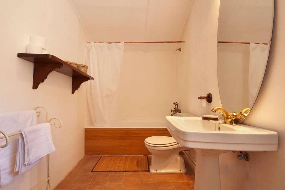 Photo of Bathroom in Valldemossa