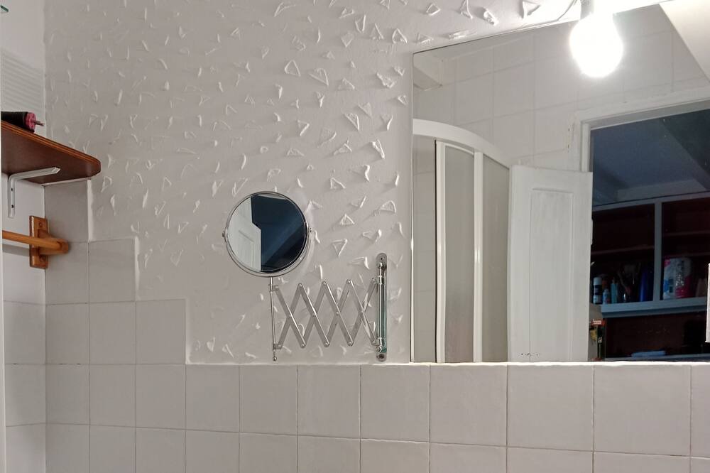 Photo of Bathroom in Chavin