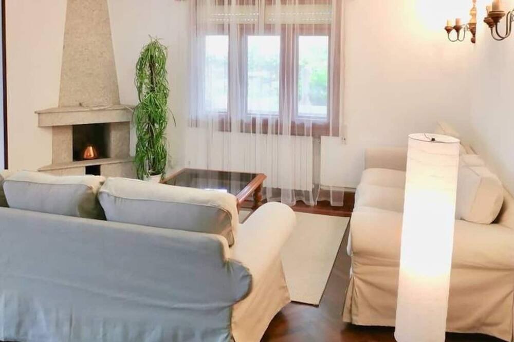 Photo of Bedroom in Covas