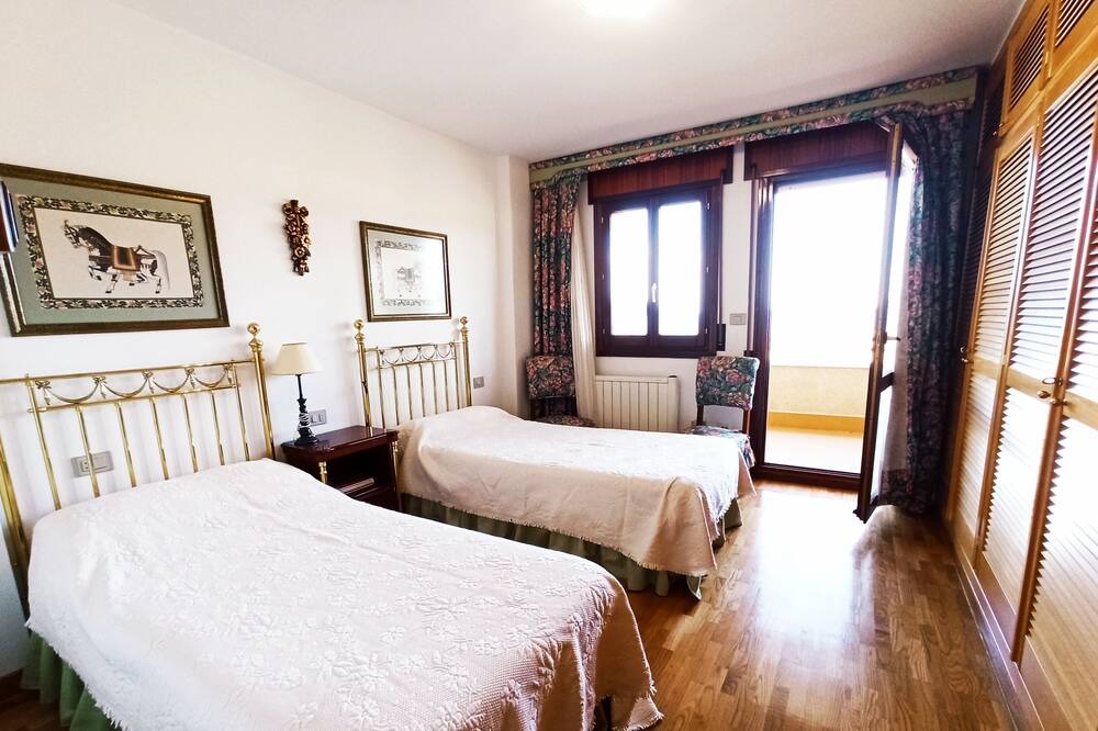 Photo of Bedroom in Covas