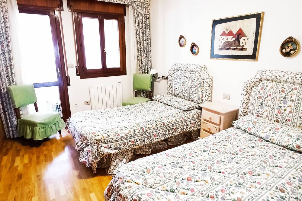 Photo of Bedroom in Covas