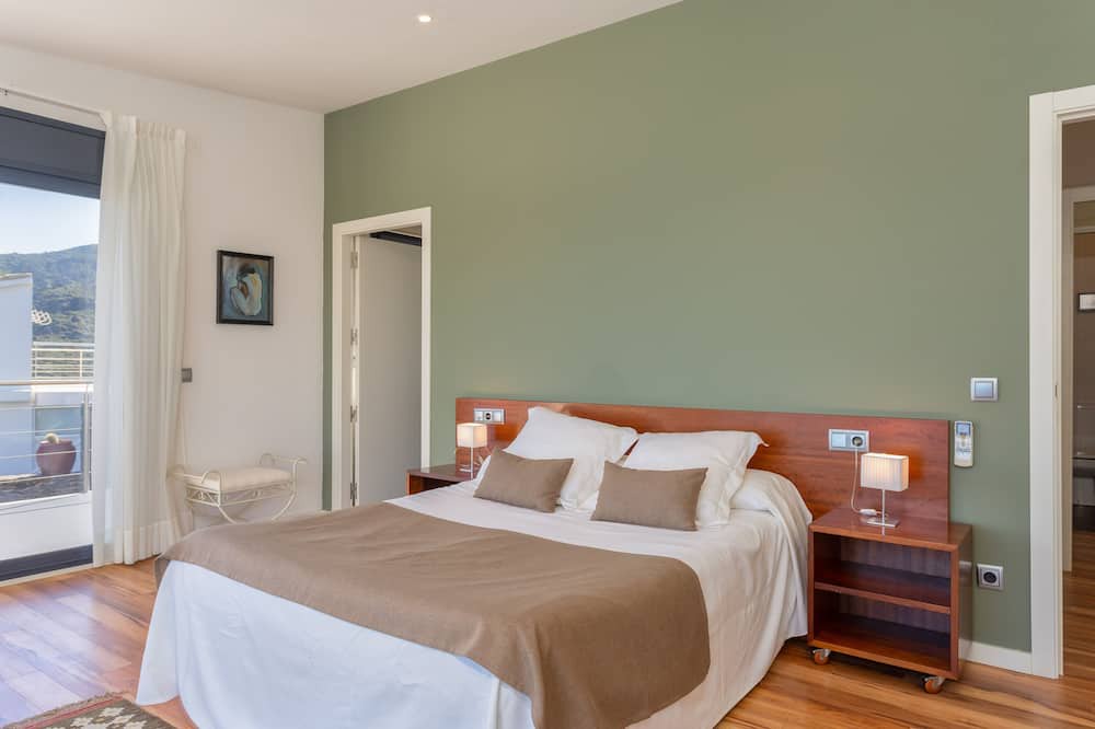 Photo of Bedroom in Port de la Selva