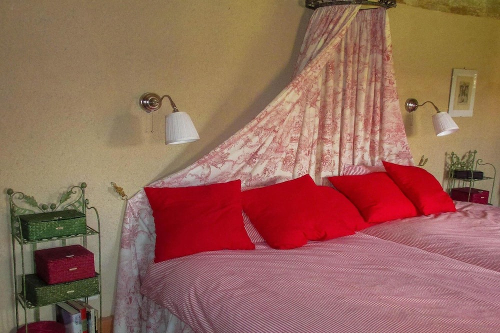 Photo of Bedroom in Valdevacas y Guijar