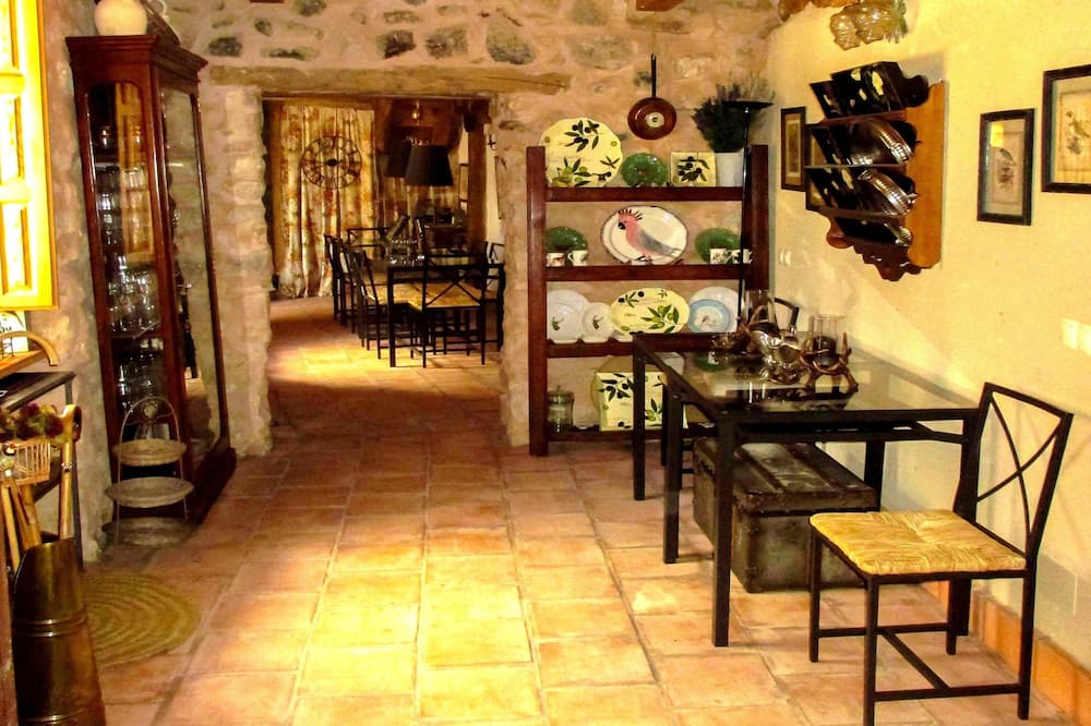 Photo of Others in Valdevacas y Guijar