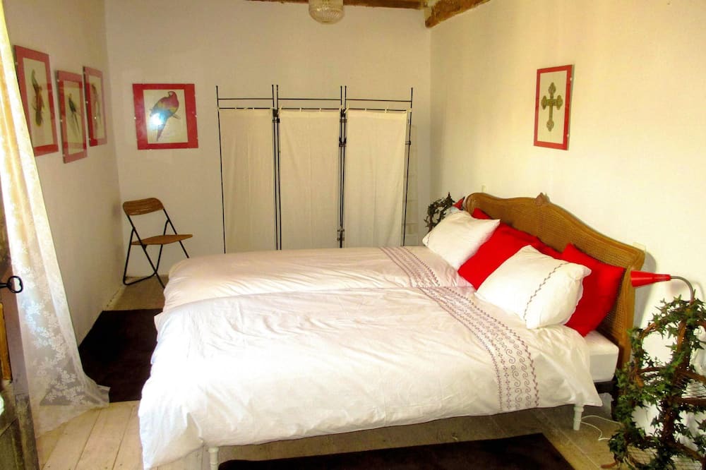 Photo of Bedroom in Valdevacas y Guijar