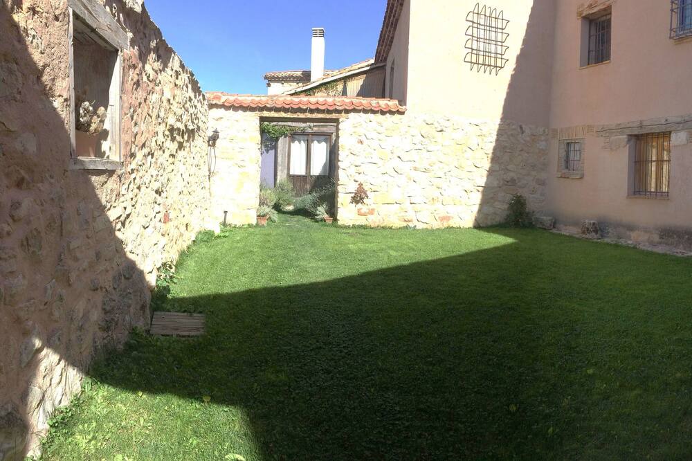 Photo of Outdoor in Valdevacas y Guijar