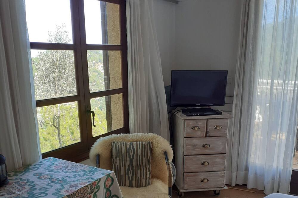 Photo of Bedroom in Estellencs