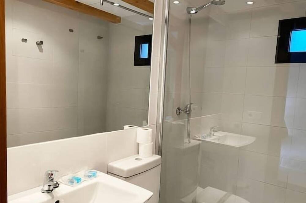 Photo of Bathroom in Valladolid City Centre