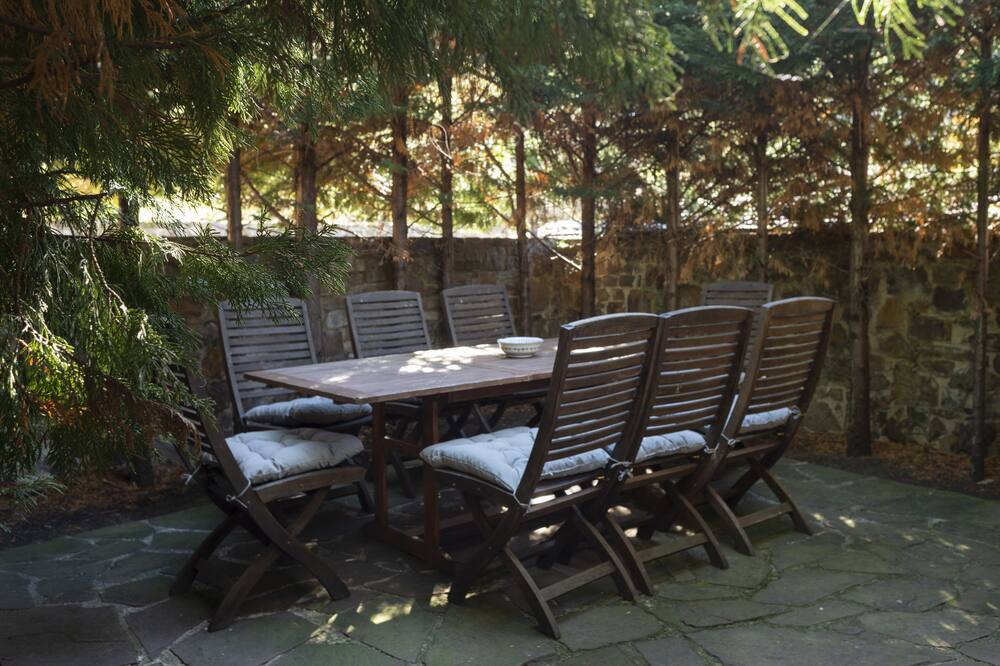 Photo of Outdoor in Tudes