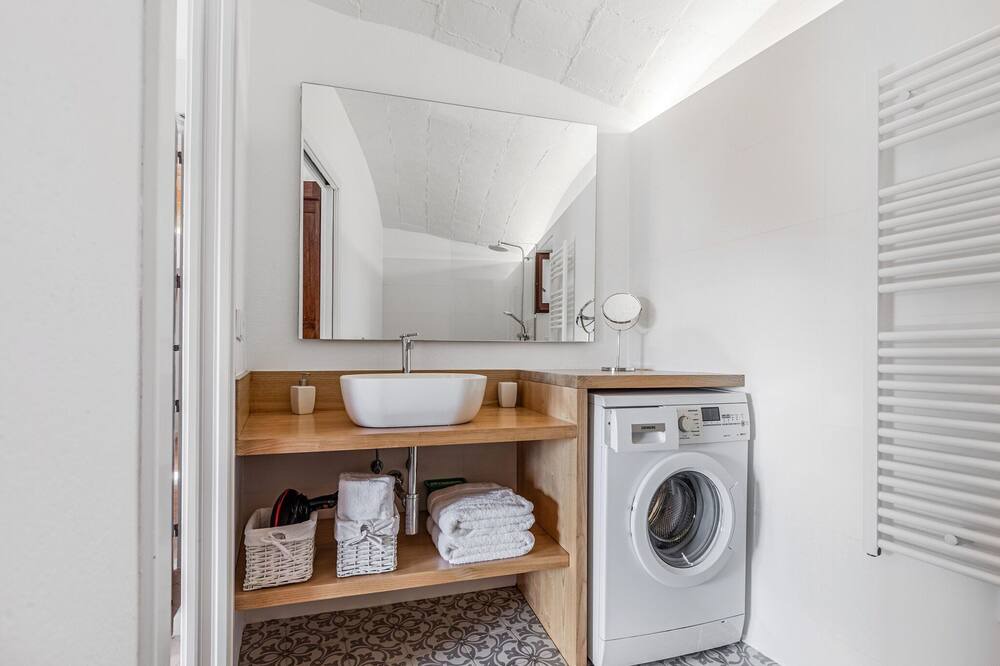 Photo of Bathroom in Vulpellac